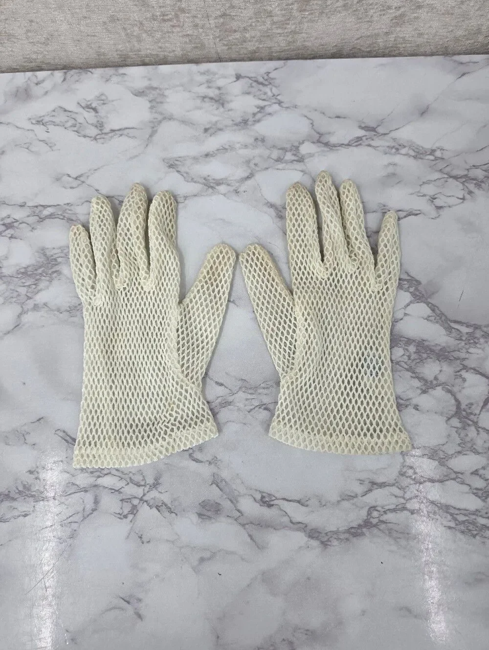 Vintage Japan Off White Mesh Fishnet Gloves